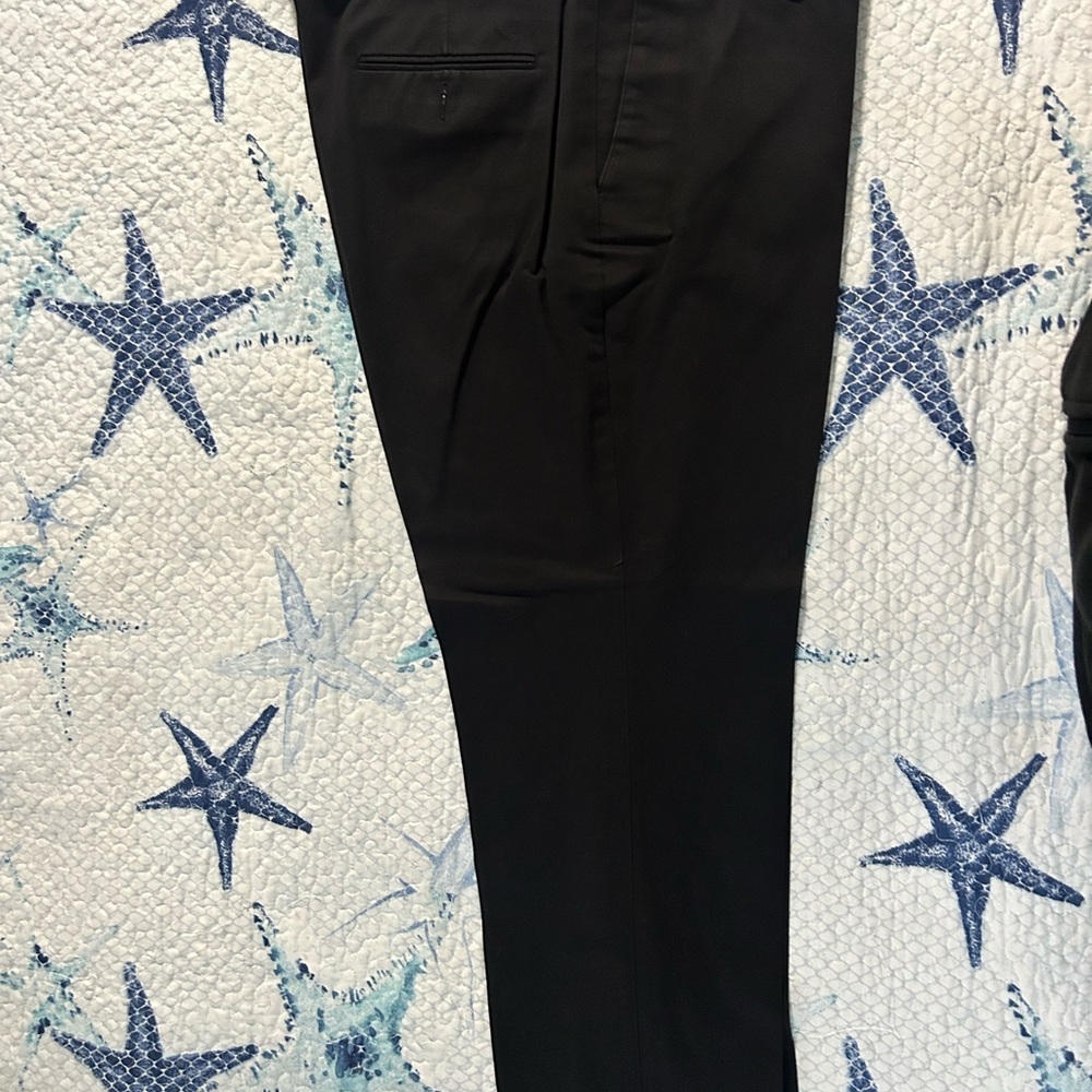 Dockers Men's Black Chino Pants
